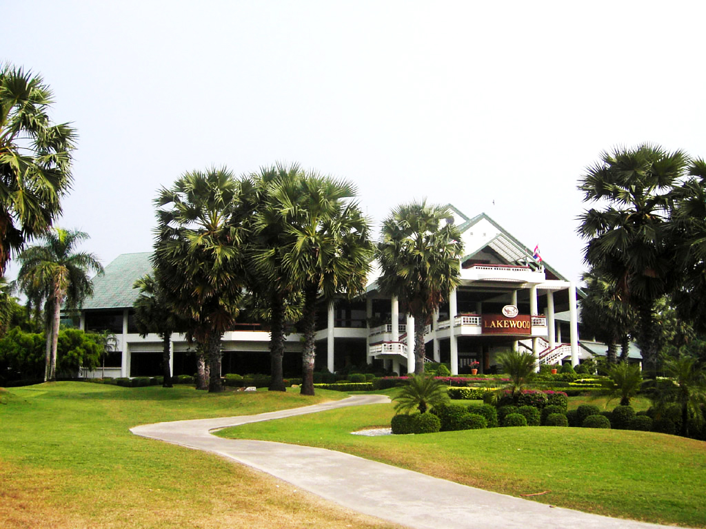 Lakewood Country Club