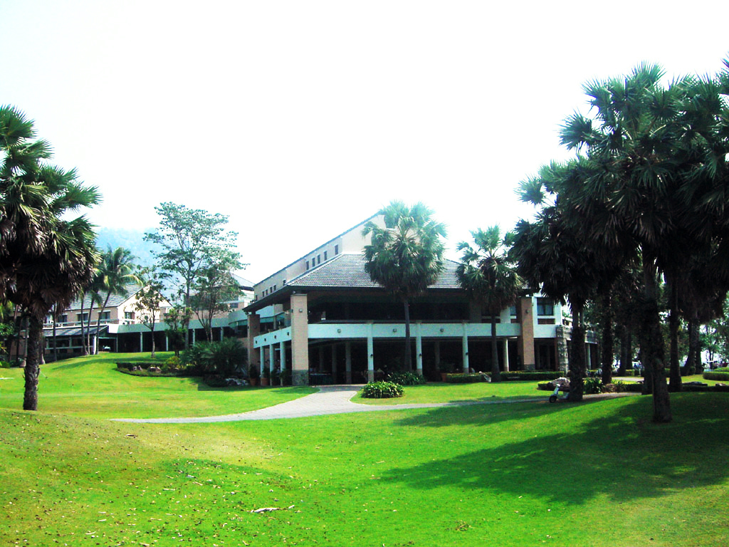 Majestic Creek Golf Club & Resort