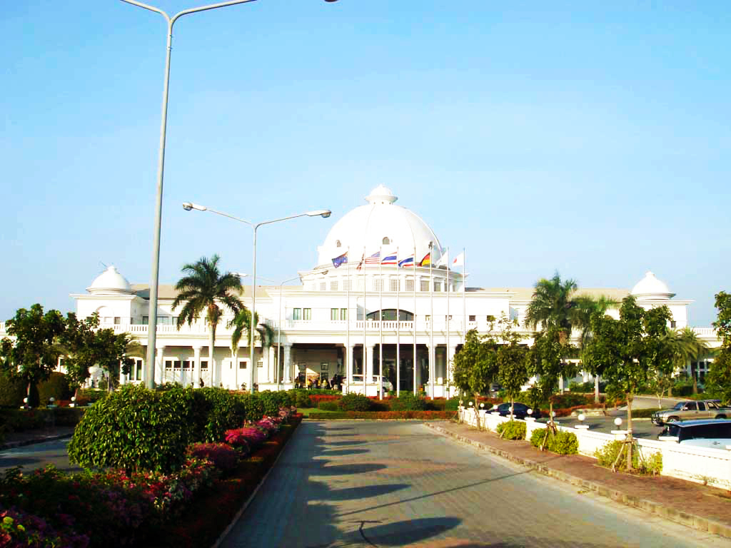 Royal Lakeside Golf Club