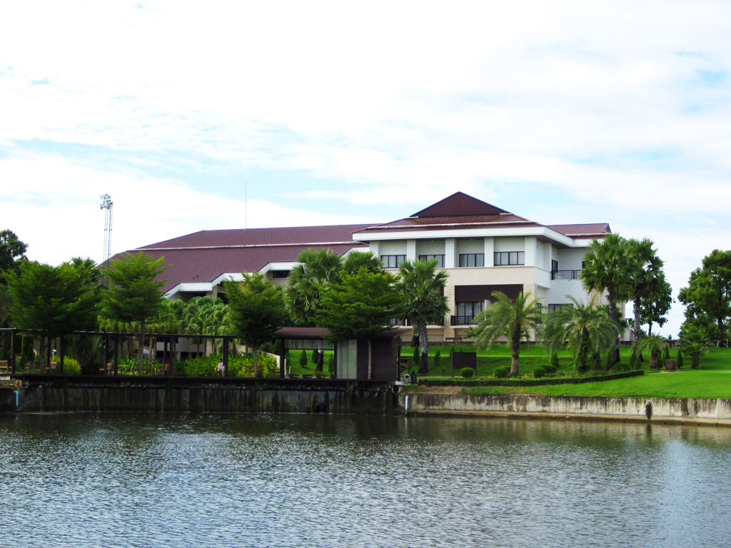 Suwan Golf & Country Club