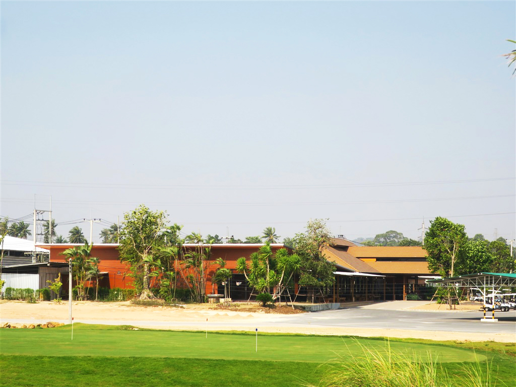 Parichat International Golf Links